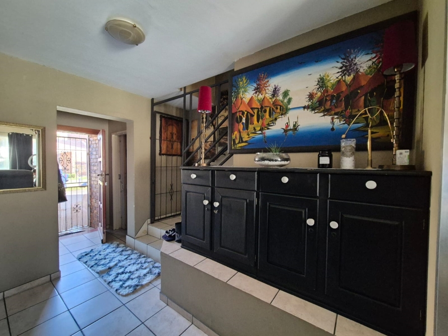 2 Bedroom Property for Sale in Vaalpark Free State